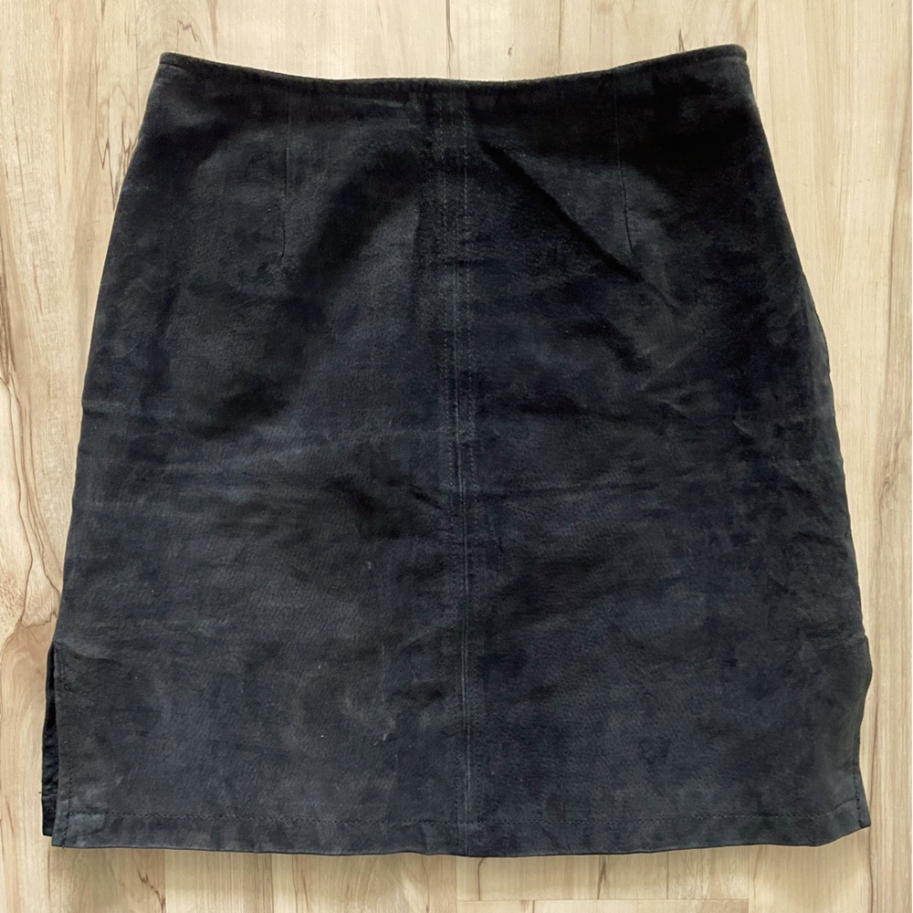 90s Vintage Black Suede Genuine Leather Wilson's Leather Mini Skirt Size 4